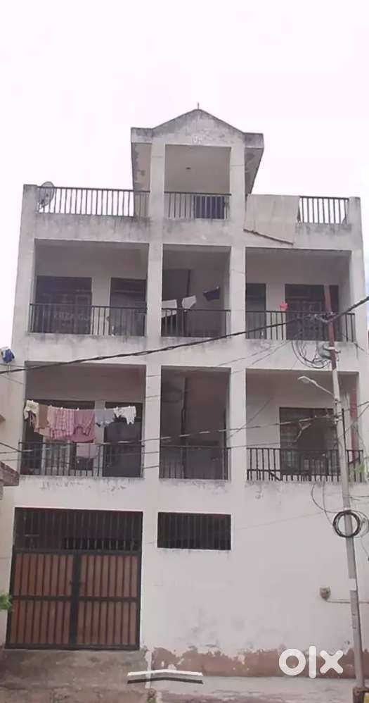 Flat for rent in kalyanpur kanpur near gardenia public school 2bathrom