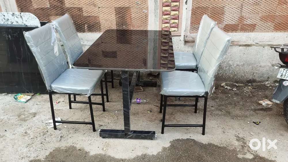 Hotel table chairs / hotel furniture / Restaurant table chairs / cafe
