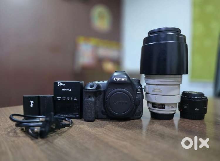 Cannon 5D mark iv+ 100-400 mm + 50 mm lense excellent condition
