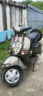 Good condition. No problem. Seel engine.