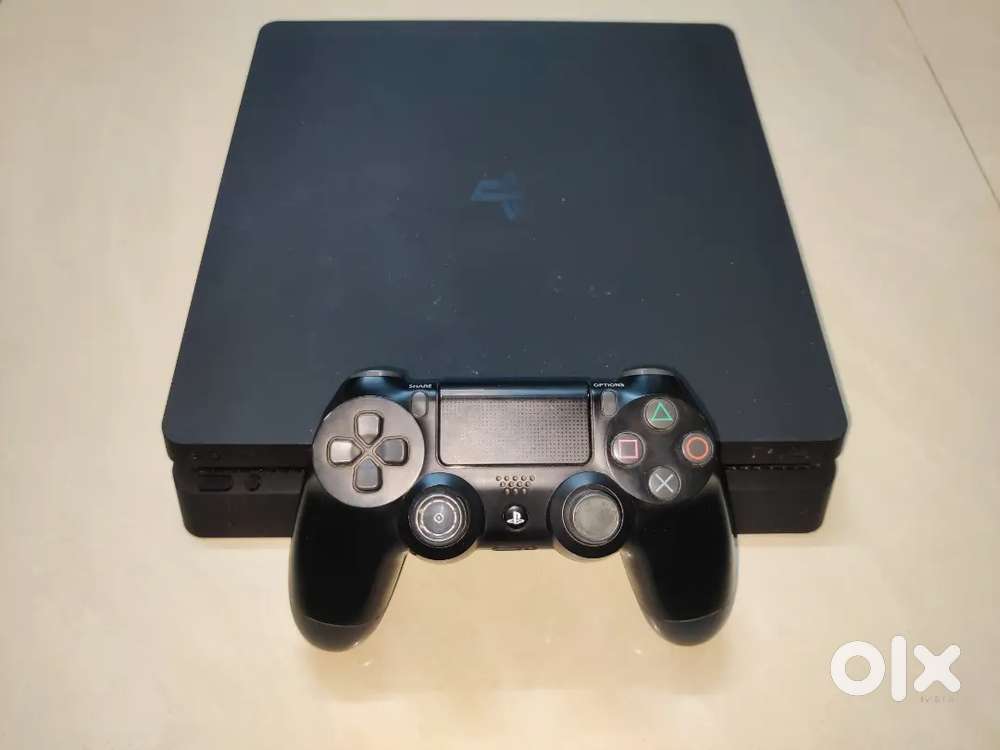 PS4 slim 1tb