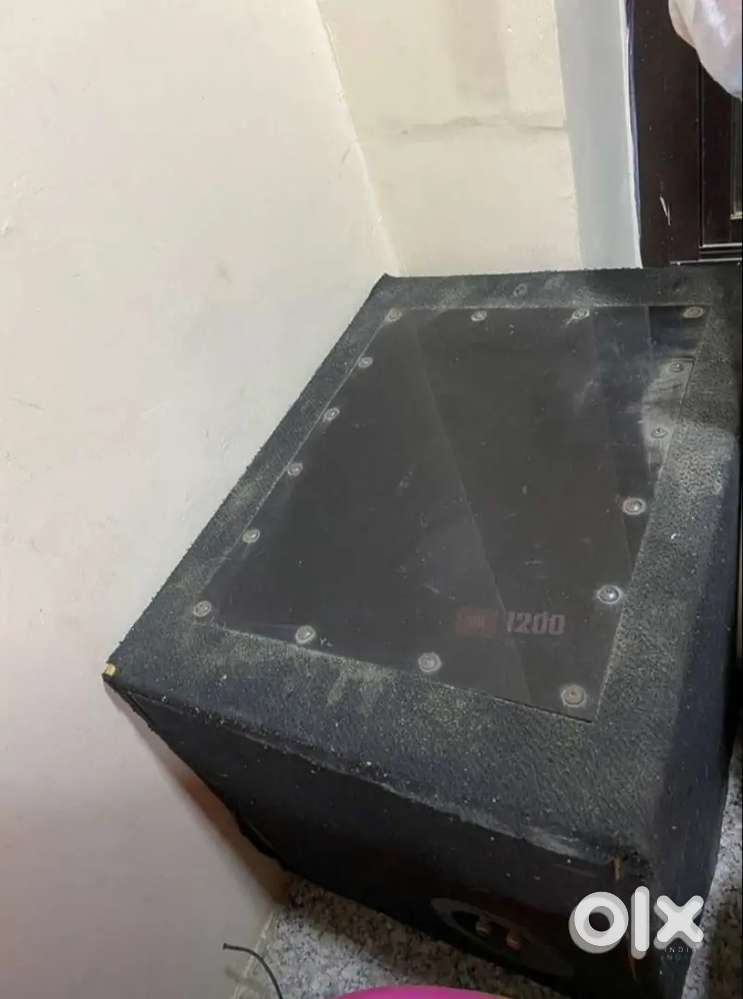 jbl base tube in running condition