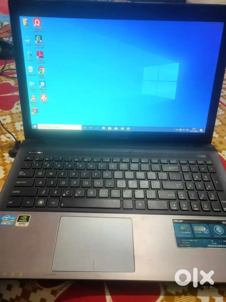 Asus laptop Intel core i3-2350M, or 2 desktop computer also available