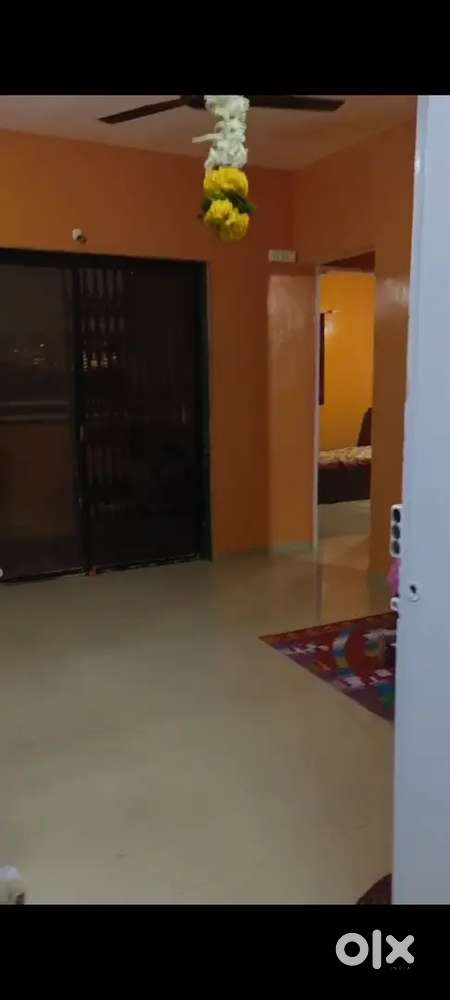 One female roommate required