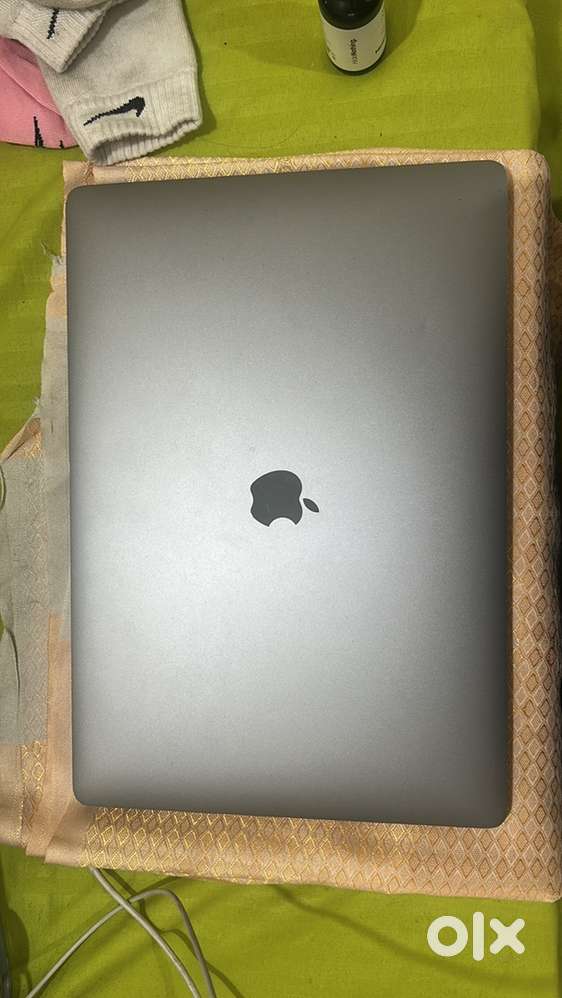 Apple macbook pro 2019 16 inch