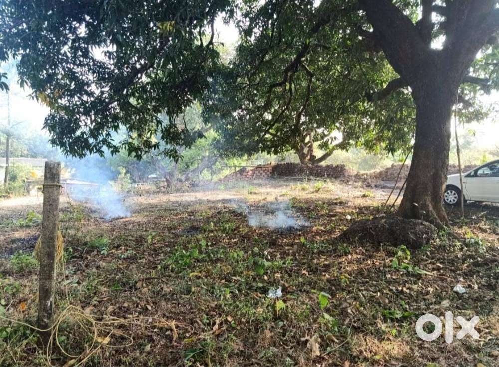 Na Plot 345 square metres