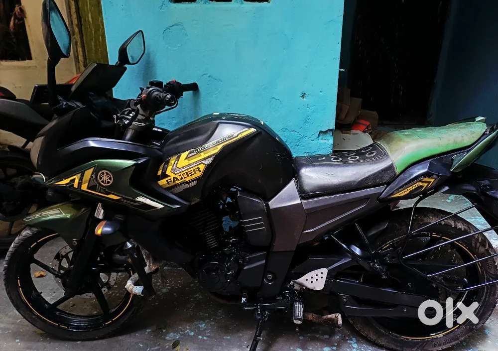 Superb condition Yamaha fazer , with extra fittings