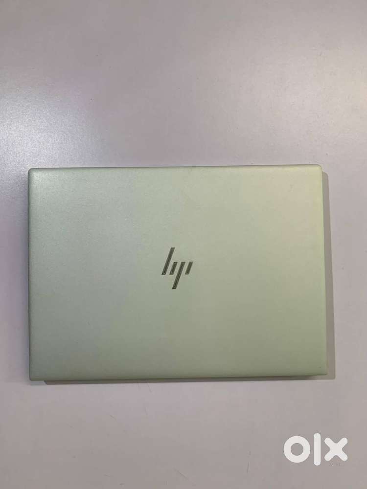 HP 14-eb1035nr  Intel i7 11th Gen 16GB RAM 512GB SSD