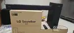 Creative soundbar with subwoofer
