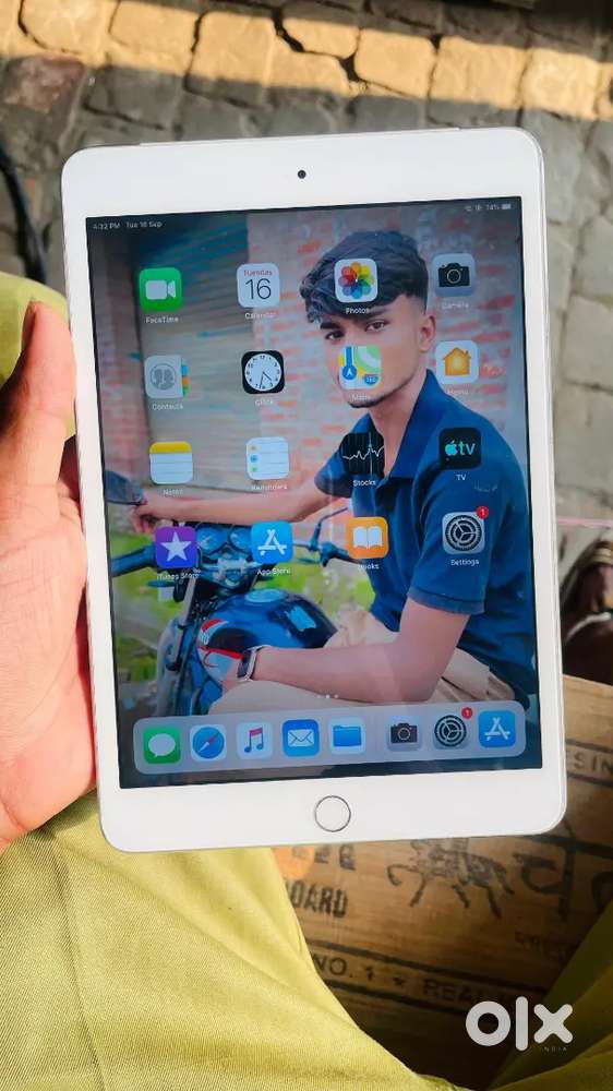 ipad mini3 128gb sim plus wifi dono