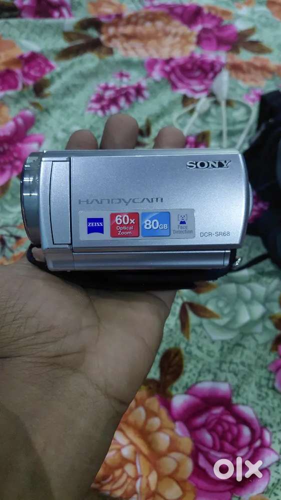 SONY DCR-SR68E HANDYCAM FOR SELL