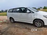 Toyota Innova 2015 Diesel 280000 Km Driven
