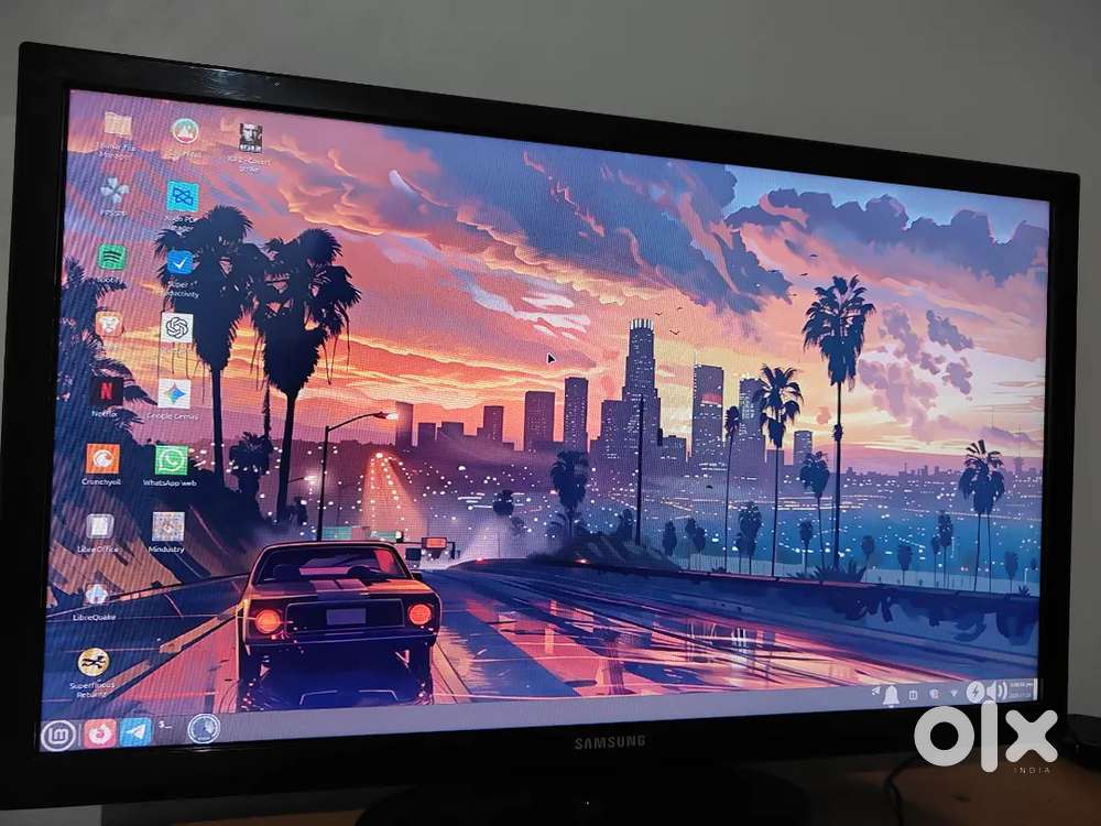 Cpu and Monitor (TV)