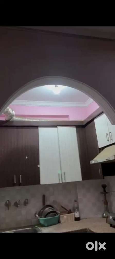 2Bhk fully furnished builder flor With car parking