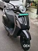 Chetak electric top end