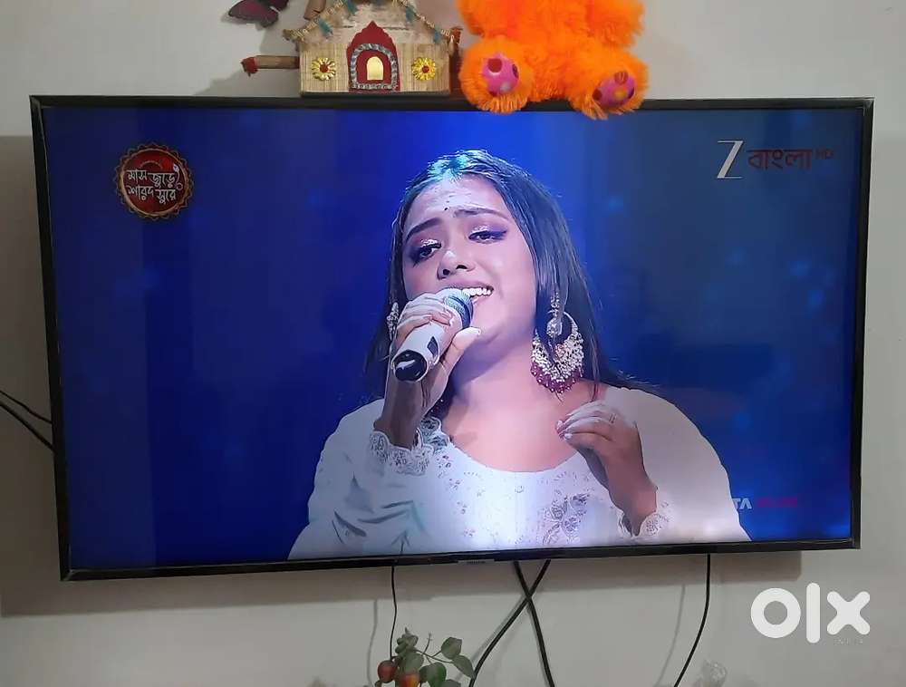 Branded 43 Samsung 4k Smart LED TV with Wifi, Bluetooth, USB, Mobile