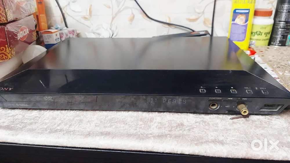 SONY 1000 WATT HOME THEATER