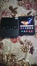 Samsung galaxy Zfold 4 5g 12 256gb brand new condition(miner dot iner