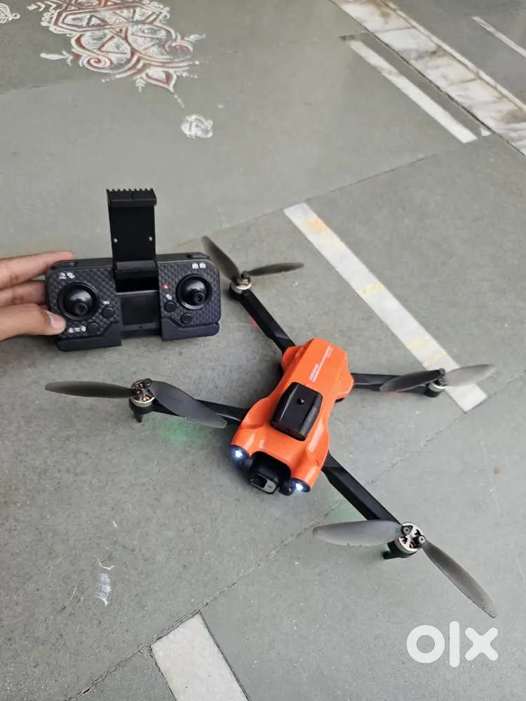 Foldable drone