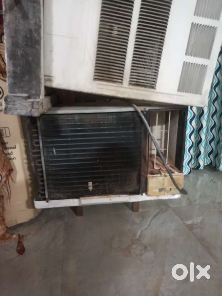Carrier Window AC 1.5 Ton