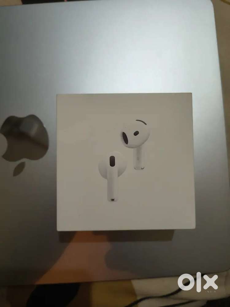 Sealed pack AirPods 4 with Active Noise Cancellation (ANC)
