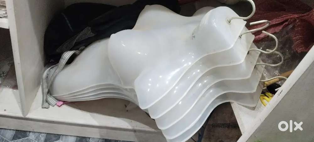 Woman body statue
