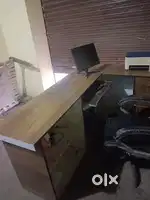 ऑफिस काउंटर टेबल and कुर्सी