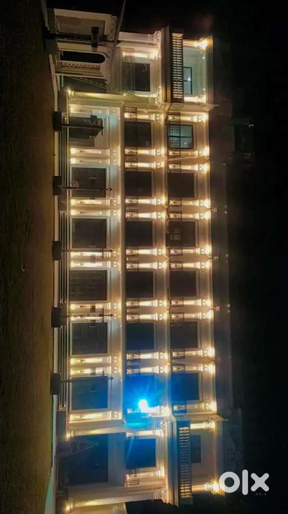 Front office female  from la Bellevue hotel and resort