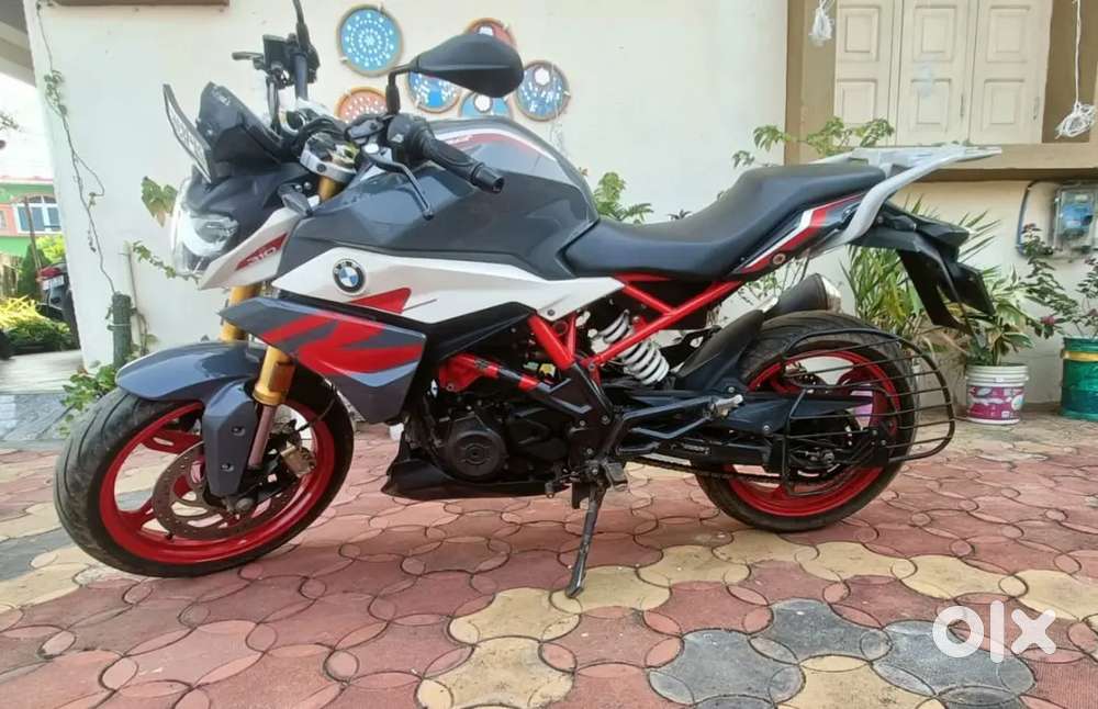 BMW G310R bike, In Mint condition, First User, With Extra Accessories