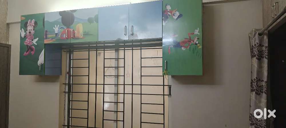 Kidsbed with wardrobe