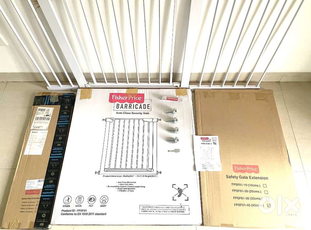 Fisher Price AutoClose Baby Safety Gate with extensions(20cms,45cms)