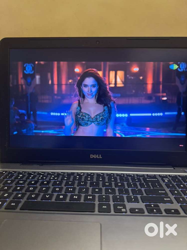 Dell Inspiron 5567 (i5, 12GB RAM, 2TB HDD + 256GB SSD)