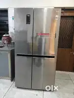 LG 687 L FRIDGE