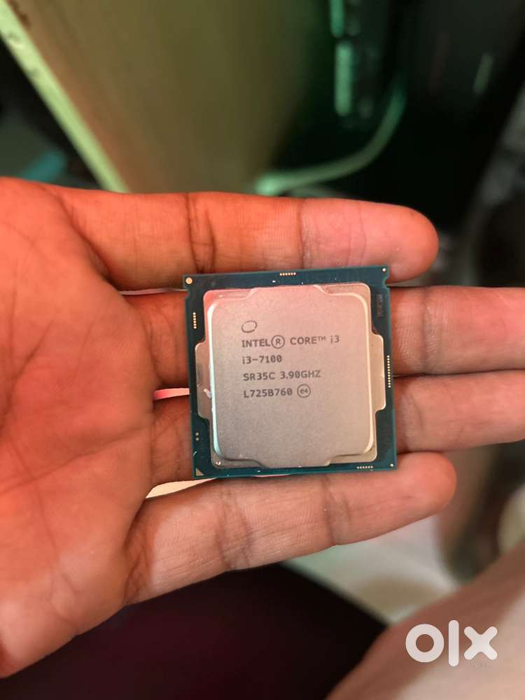 Core i5 processor 8th generation and core i3 7 th generation