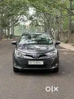 Toyota Yaris V CVT, 2018, Petrol