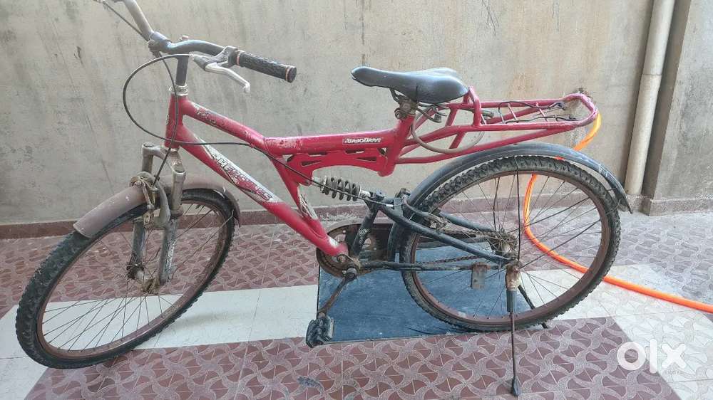 2nd Hand cycle on sale for just 2 thousand.
