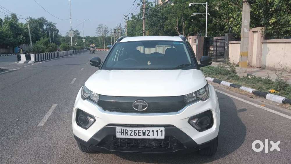 Tata Nexon 1.2 Revotron XMA AMT (S), 2022, Petrol