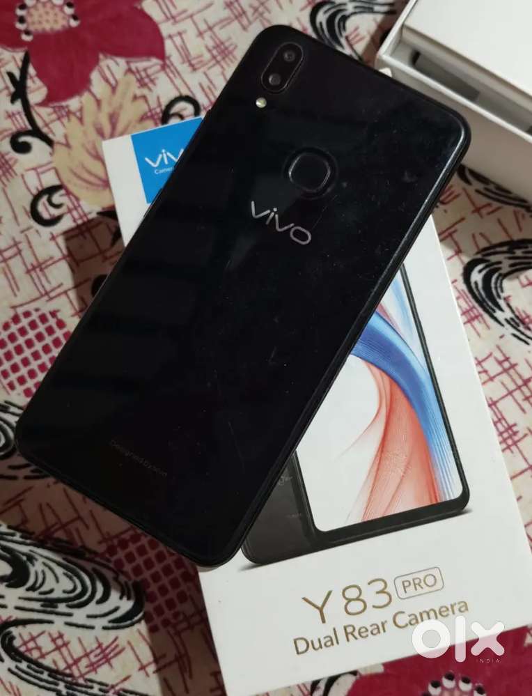 Want to sell the phone.. the screen was broken. Price negotiable.
