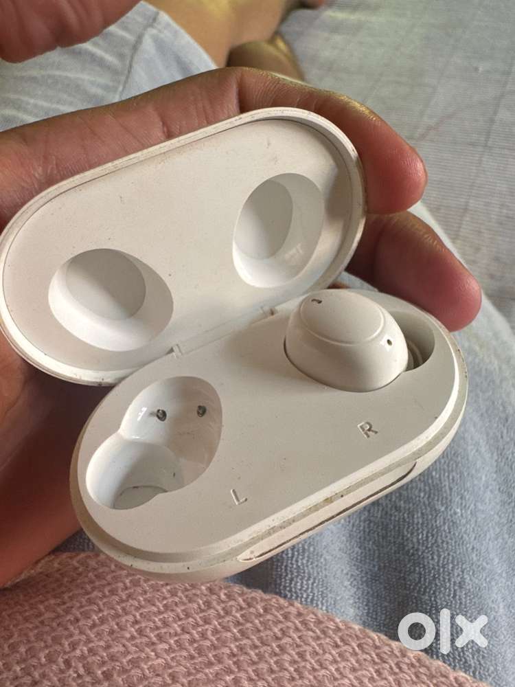 Oppo enco buds - ONE BUD MISSING