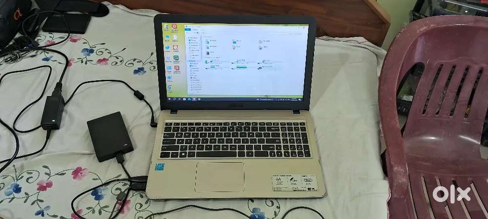 Asus Laptop 500gb HDD