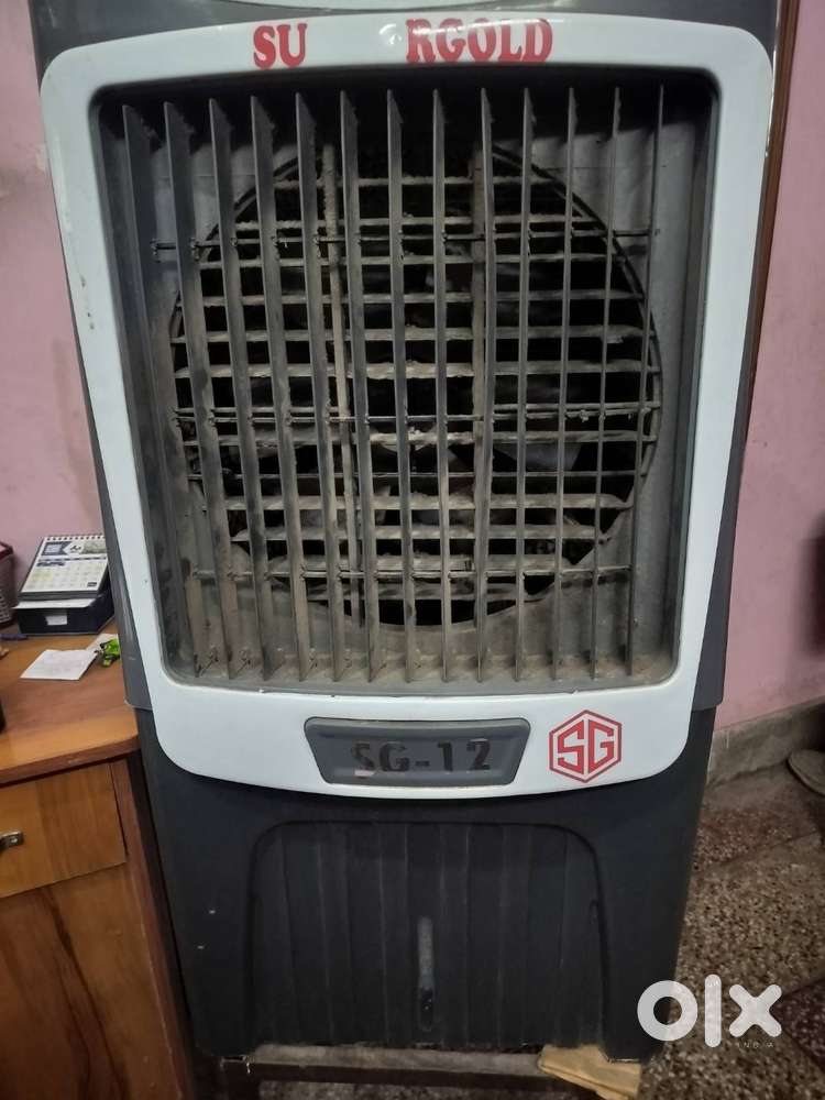 Cooler in good condition.