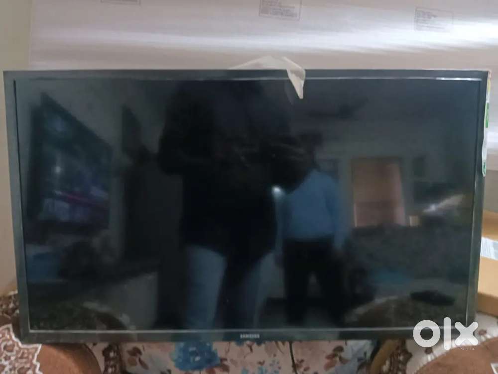 Samsung 32inches smart tv