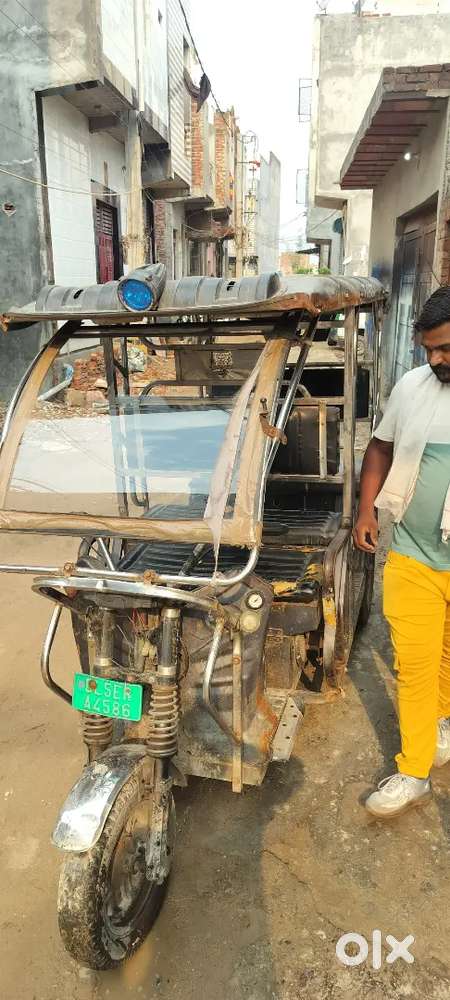 E rikshaw delhi number