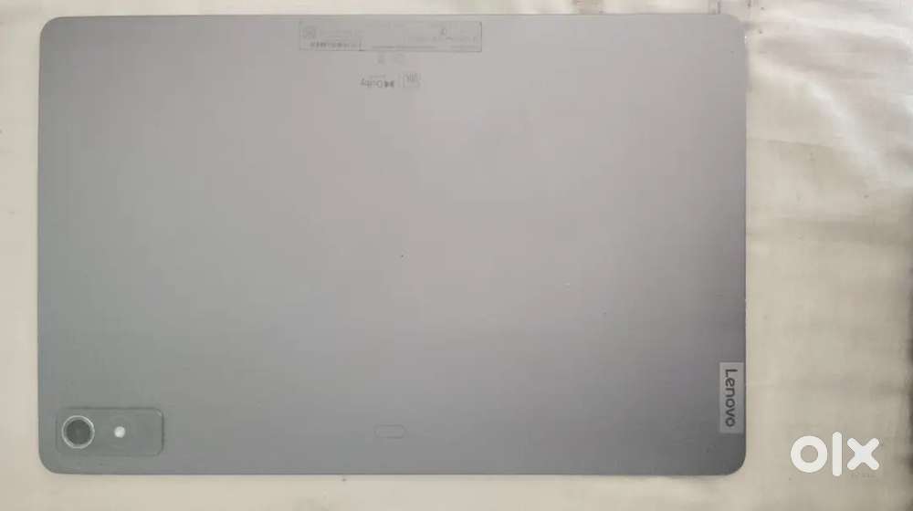 Lenovo p12