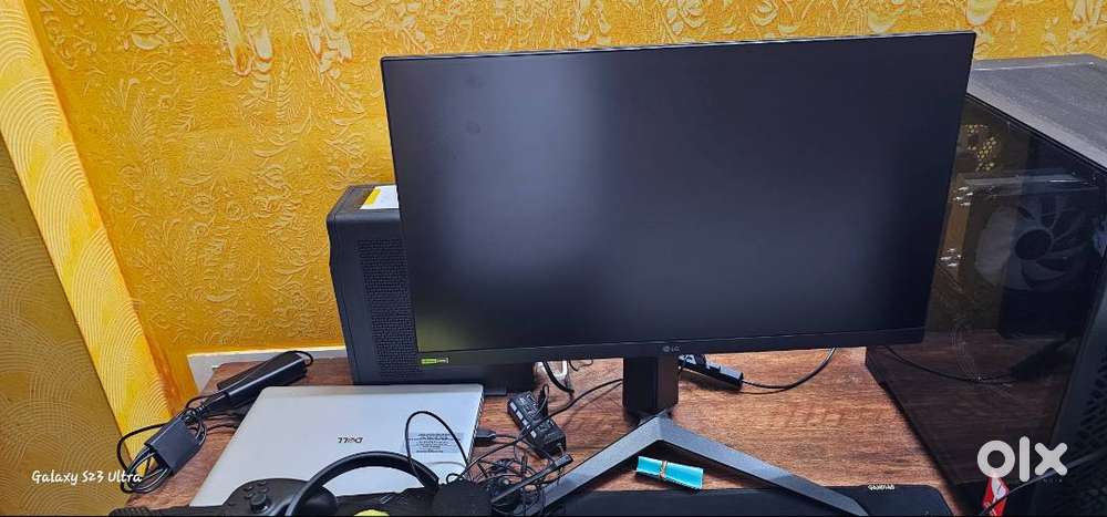 LG Ultragear Monitor FHD 24inch