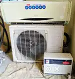 Onida Split airconditioner for sale in working condition.!