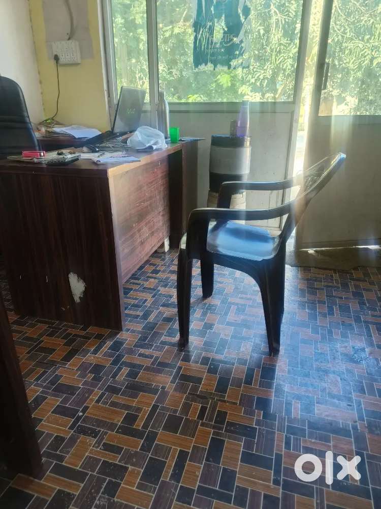 गुजरात दवाइ कंपनी में आवश्यकता है लड़कों की