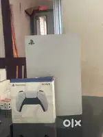 PS5 DISK VERSION + EXTRA 2 SONY JOYSTICK + FC24 game