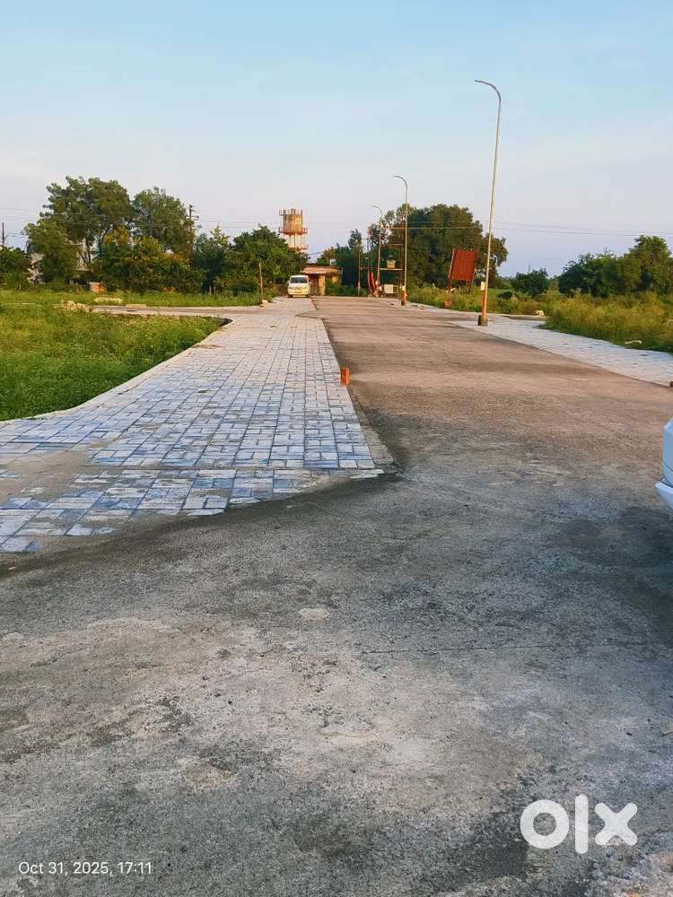 नागपुर मे आज ही घर बनाने योग्य प्लाट. वर्धा रोड पर जामठा के पहले.