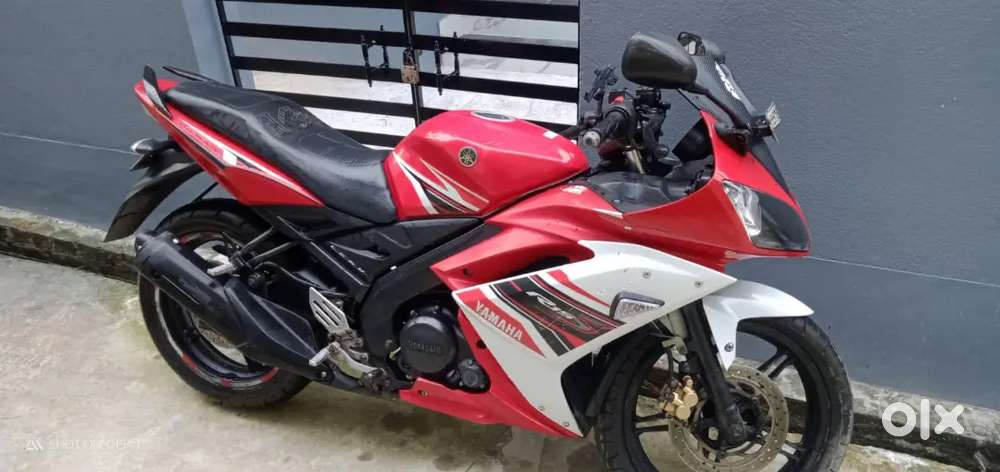 Yamaha R15s